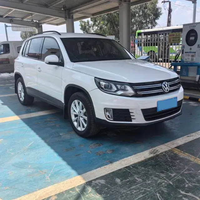 2016 VOLKSWAGEN TIGUAN thumbnail 2