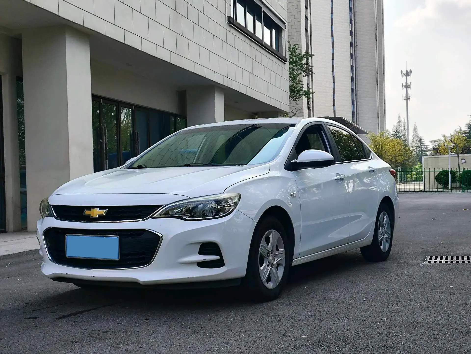 2019 CHEVROLET CAVALIER view 1