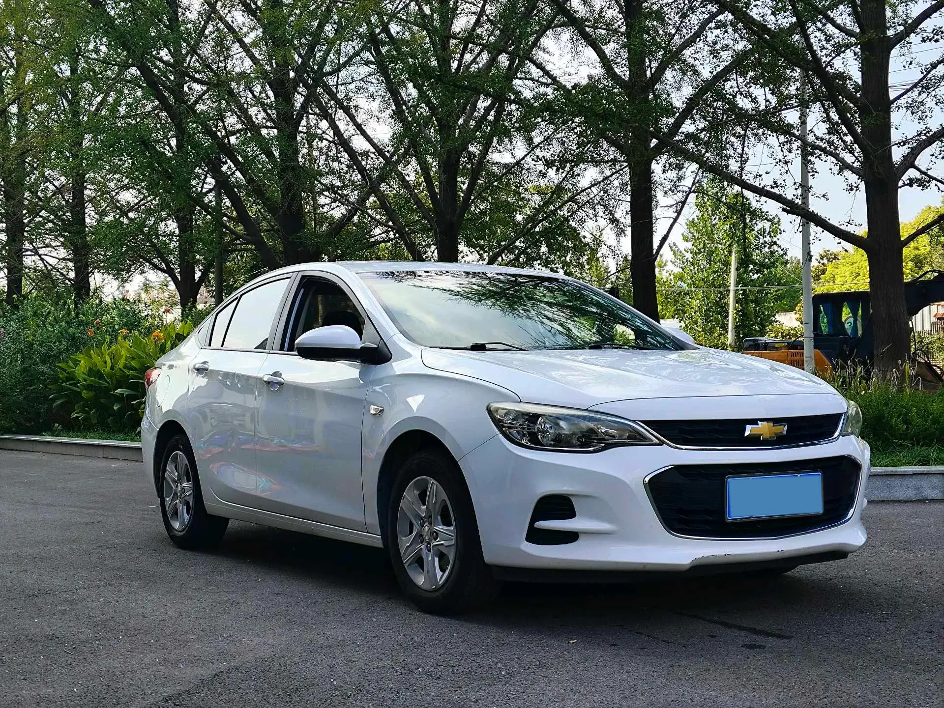 2019 CHEVROLET CAVALIER thumbnail 3