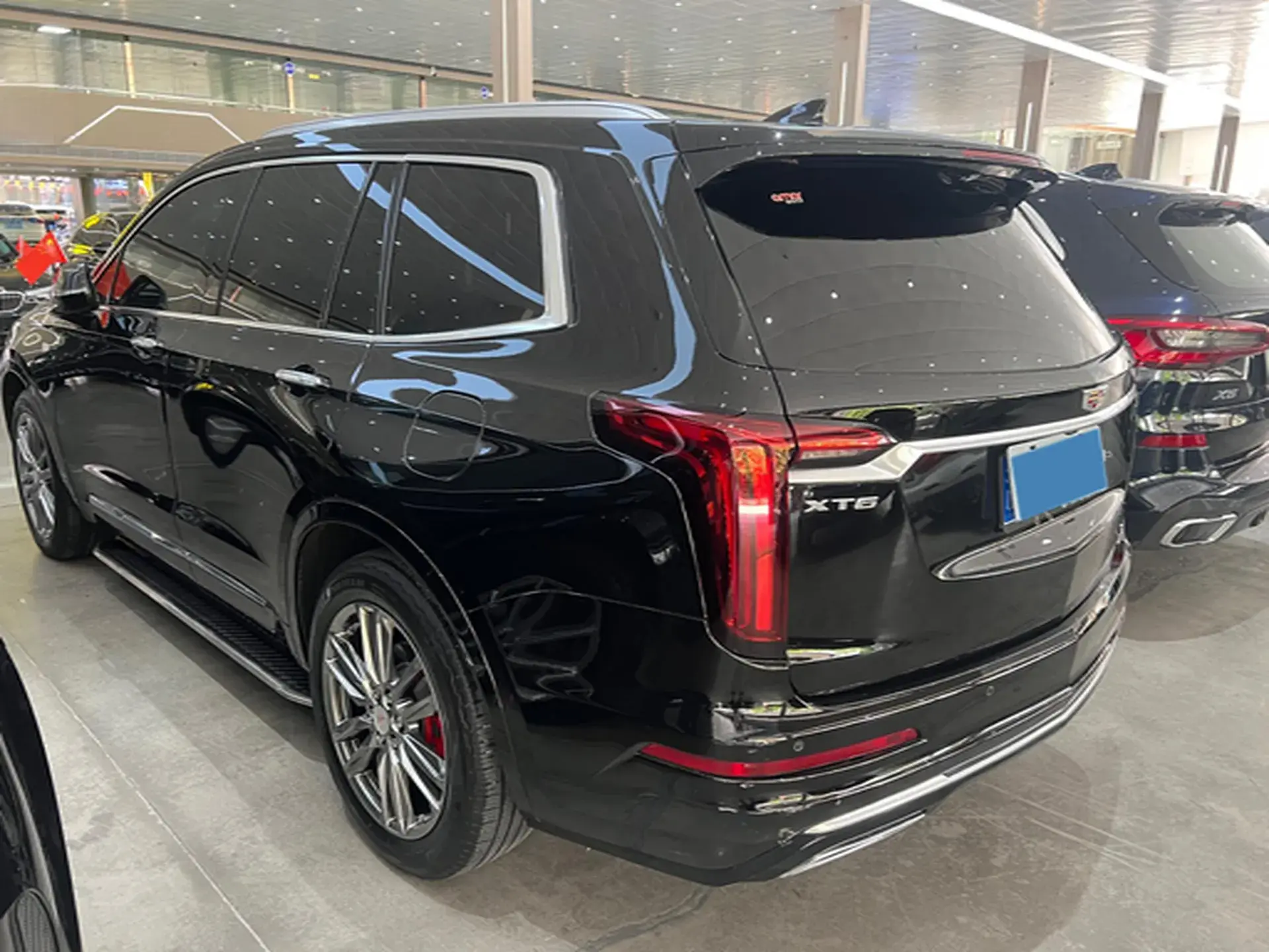 2022 CADILLAC XT6 thumbnail 3