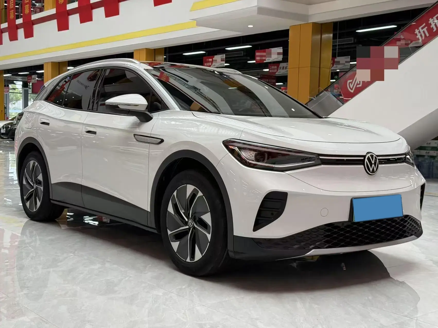 2024 VOLKSWAGEN ID.4 thumbnail 3