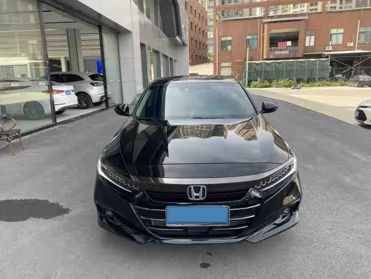 2022 HONDA ACCORD thumbnail 2