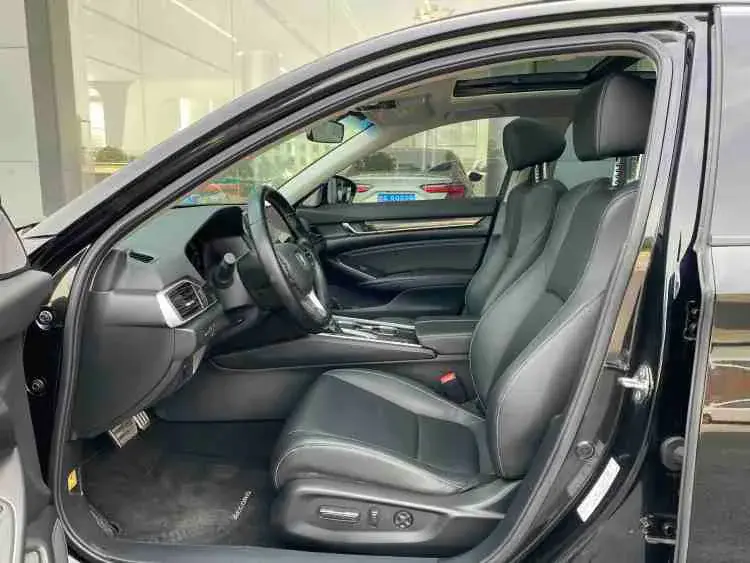 2022 HONDA ACCORD thumbnail 4