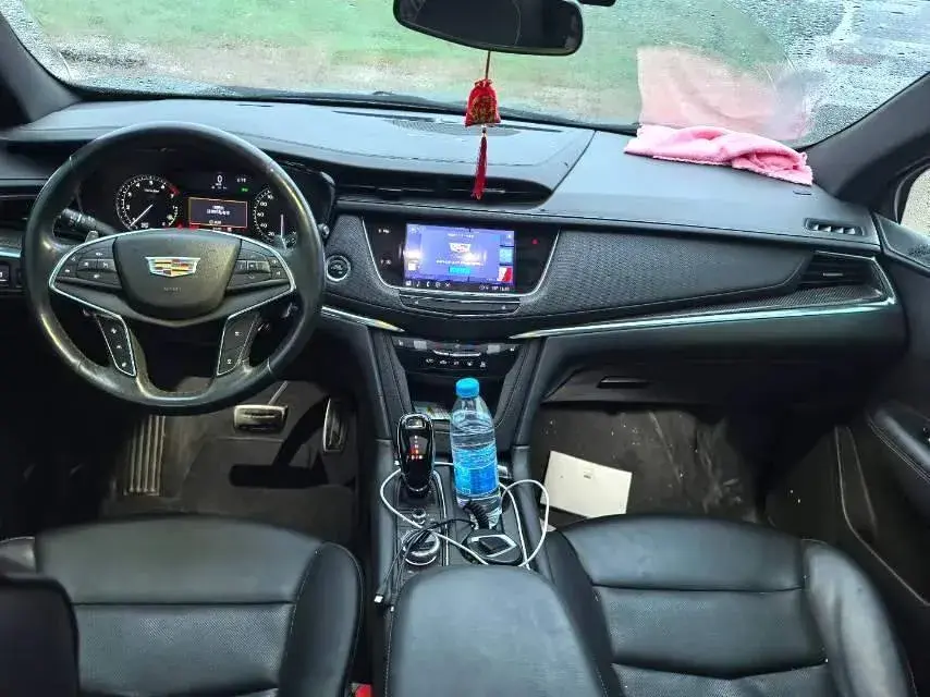 2022 CADILLAC XT5 thumbnail 4