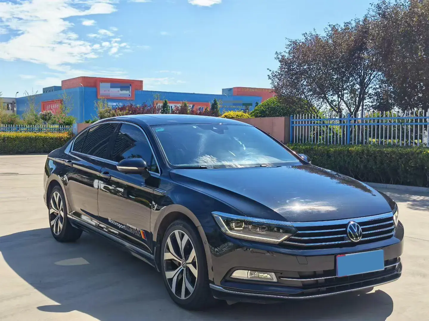 2018 VOLKSWAGEN MAGOTAN thumbnail 2