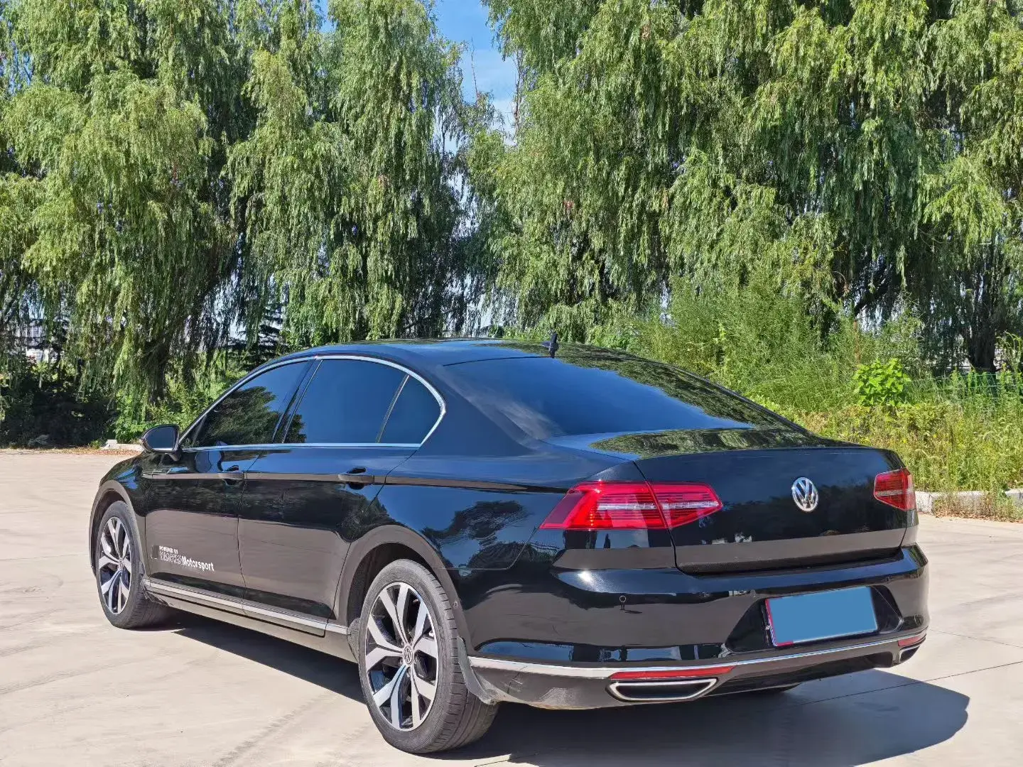 2018 VOLKSWAGEN MAGOTAN thumbnail 4