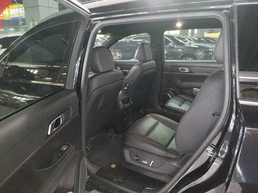 2021 LI ONE thumbnail 4