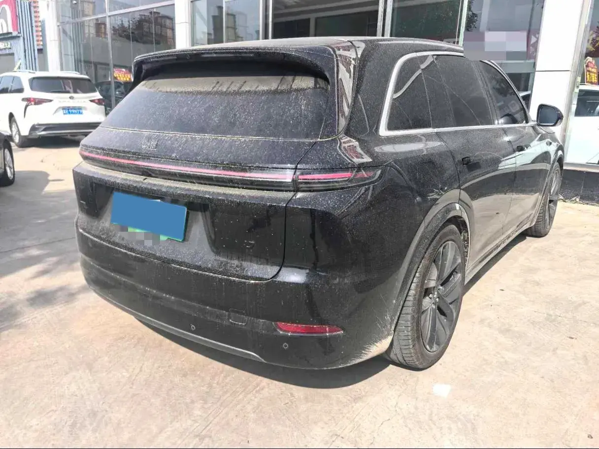 2024 LI L7 thumbnail 2