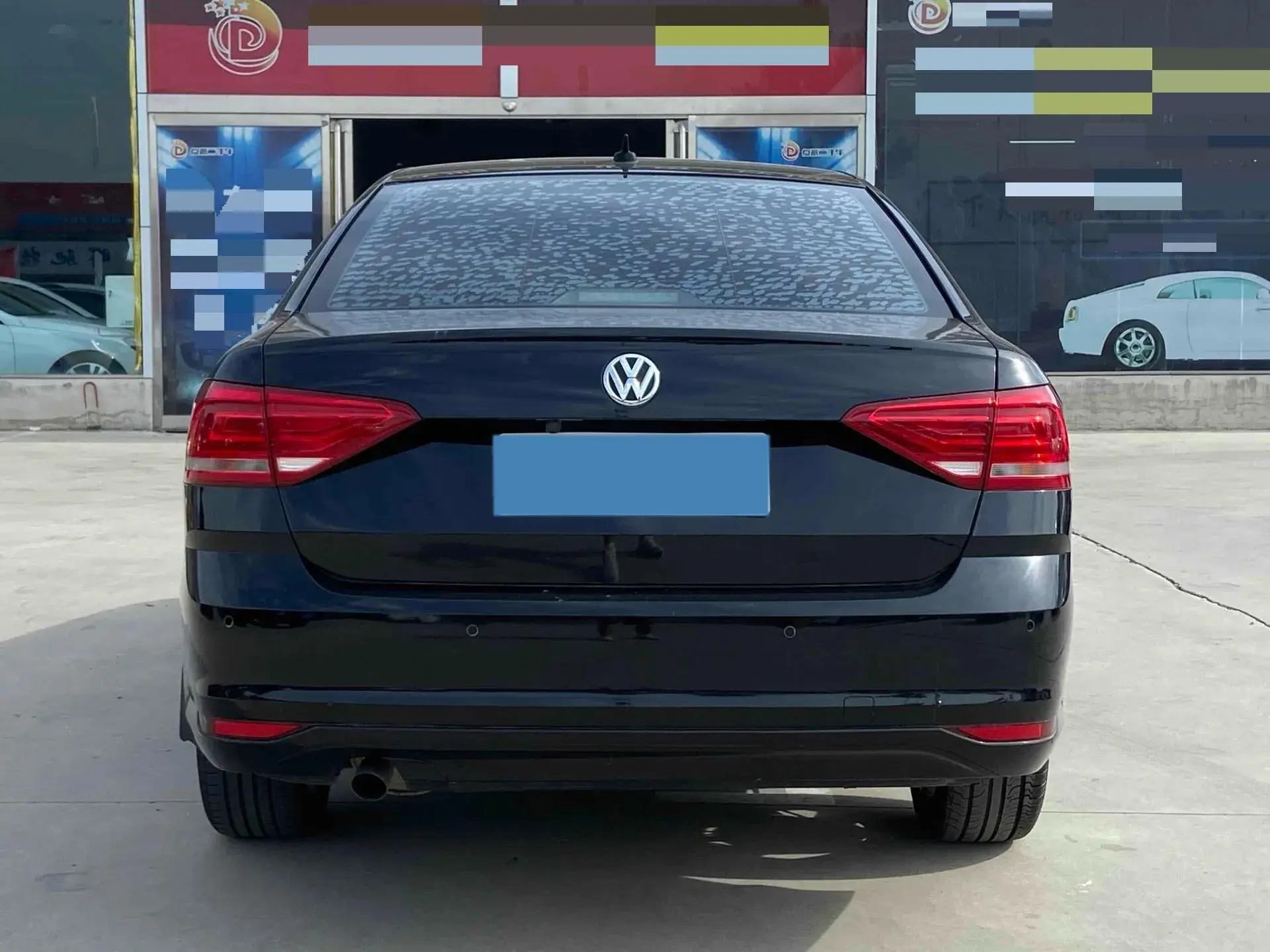 2017 VOLKSWAGEN LAVIDA thumbnail 4