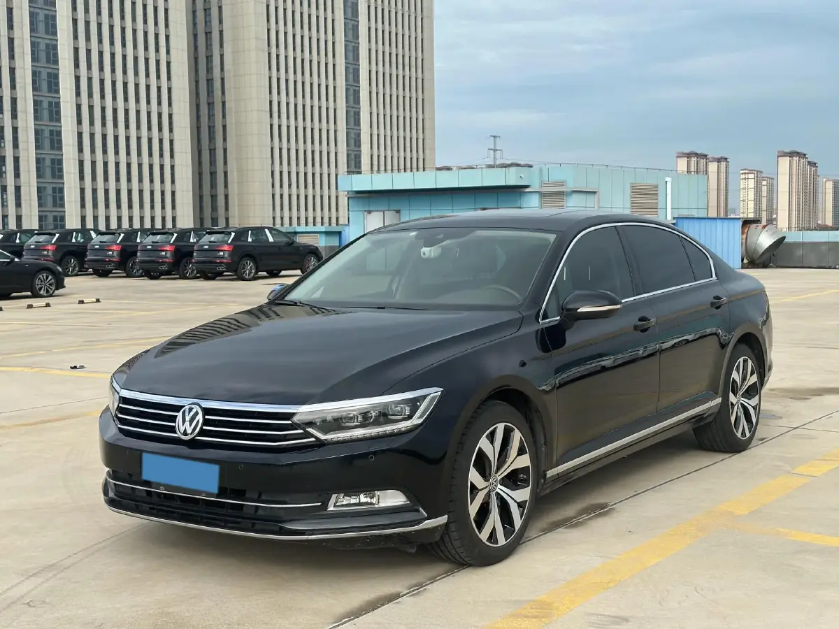 2019 Volkswagen Magotan 2.0T 186HP L4 7DCT