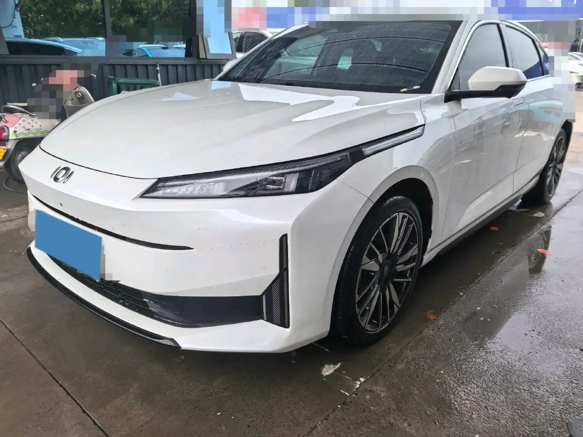 2024 ChangAn QiYuan A05 1.5L 110HP L4 E-CVT PHEV 18.99KWH