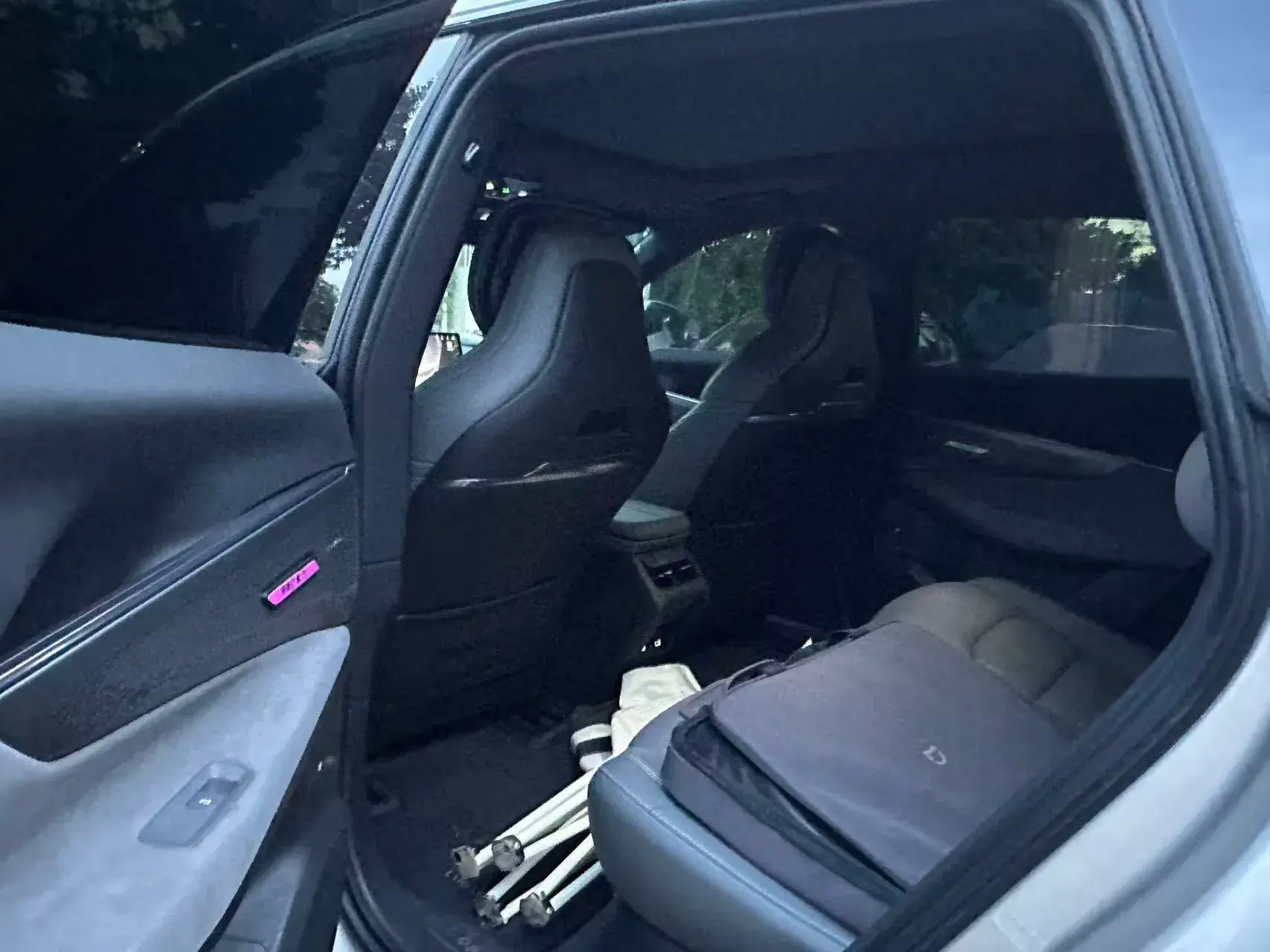 2025 LYNK&CO 08 thumbnail 4