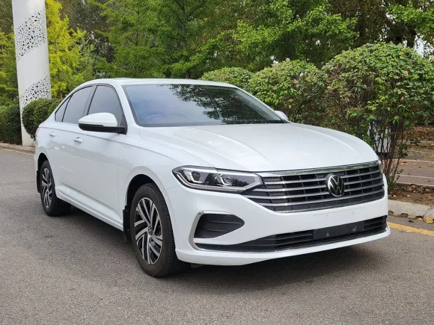 2023 VOLKSWAGEN LAVIDA thumbnail 3