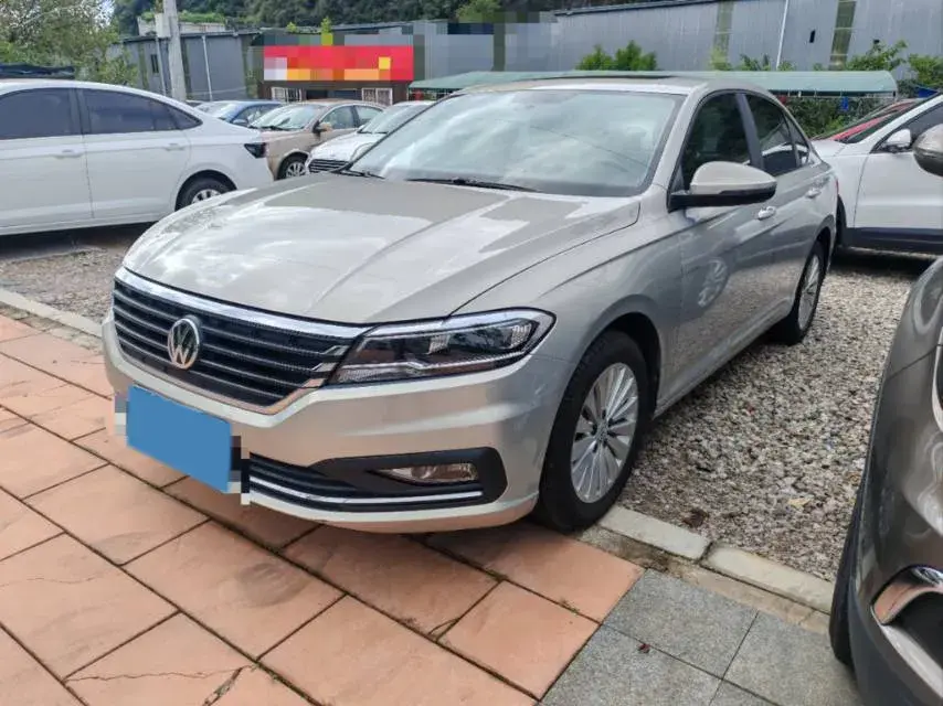 2018 VOLKSWAGEN LAVIDA view 1