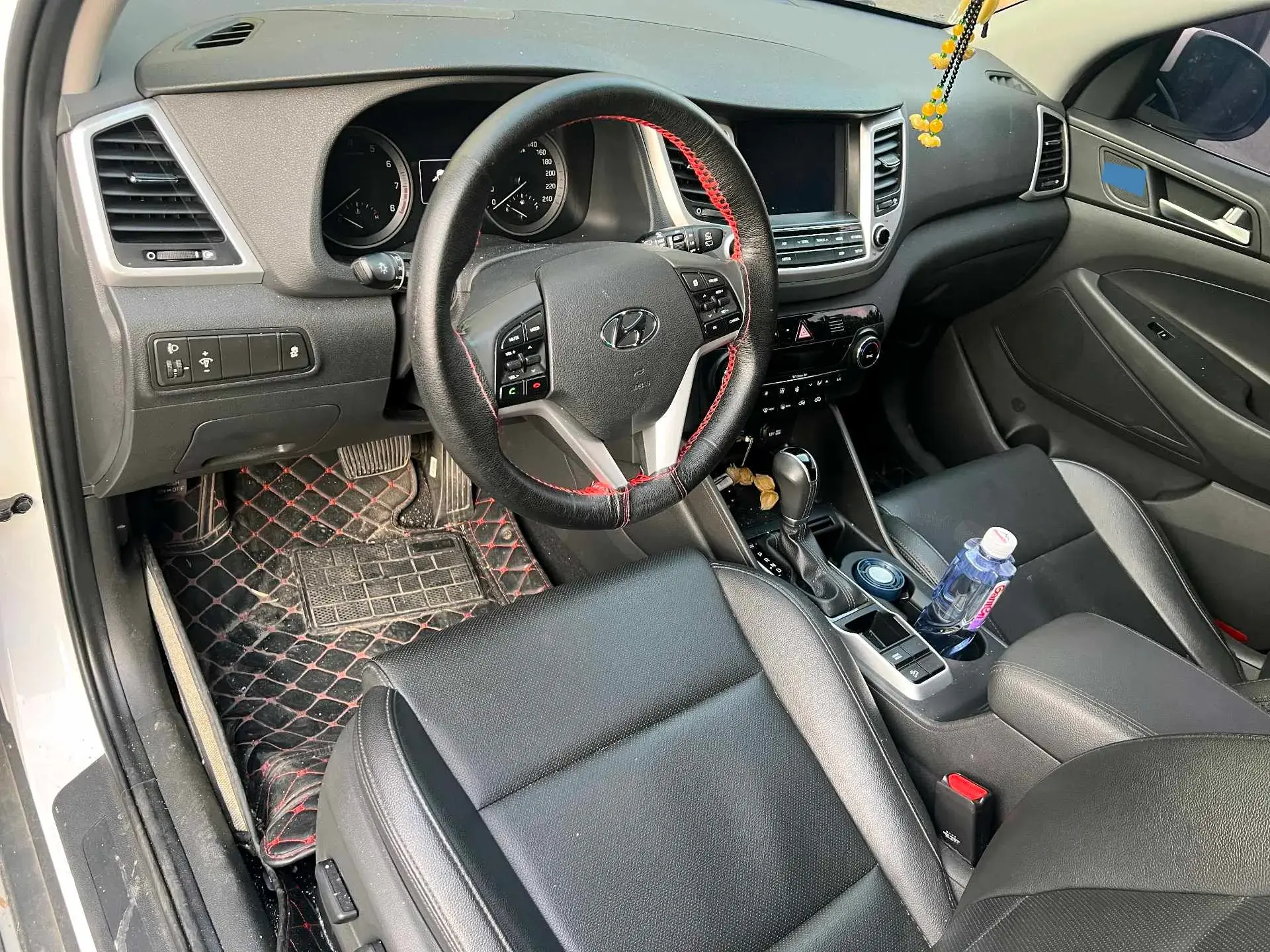 2018 HYUNDAI TUCSON thumbnail 3