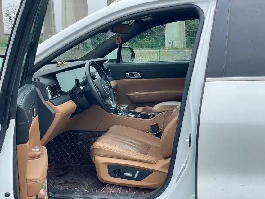 2020 LI ONE thumbnail 3