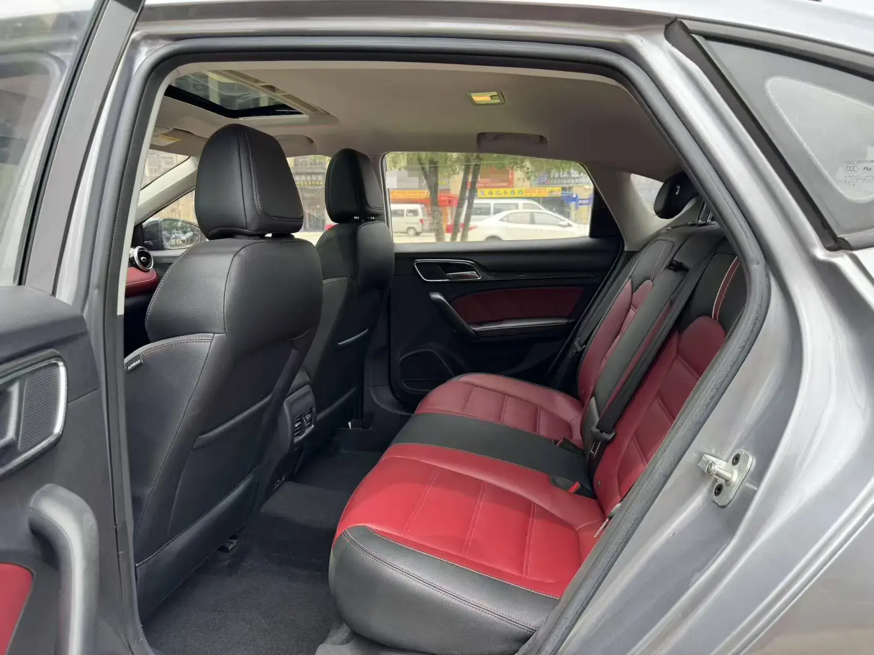 2018 MG MG6 thumbnail 4