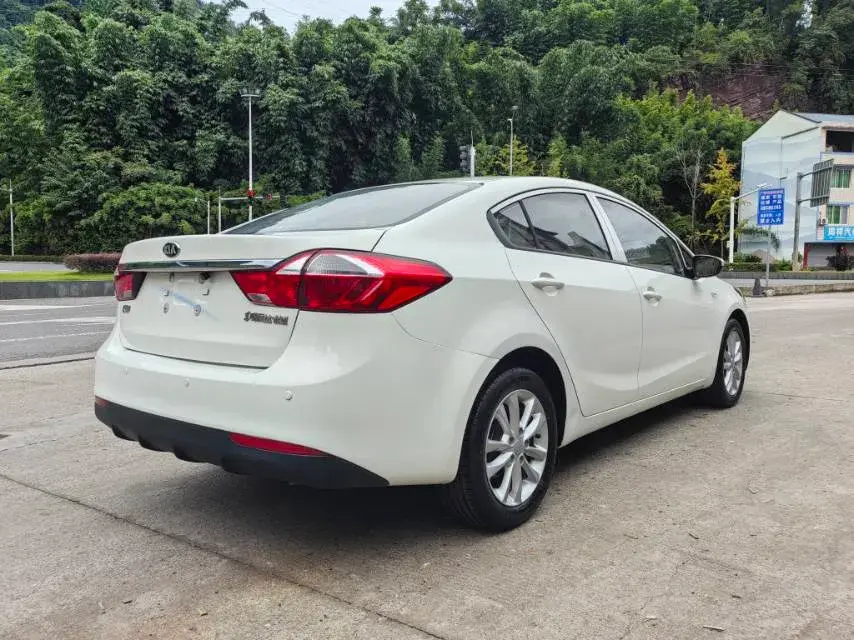 2017 KIA K3 thumbnail 4