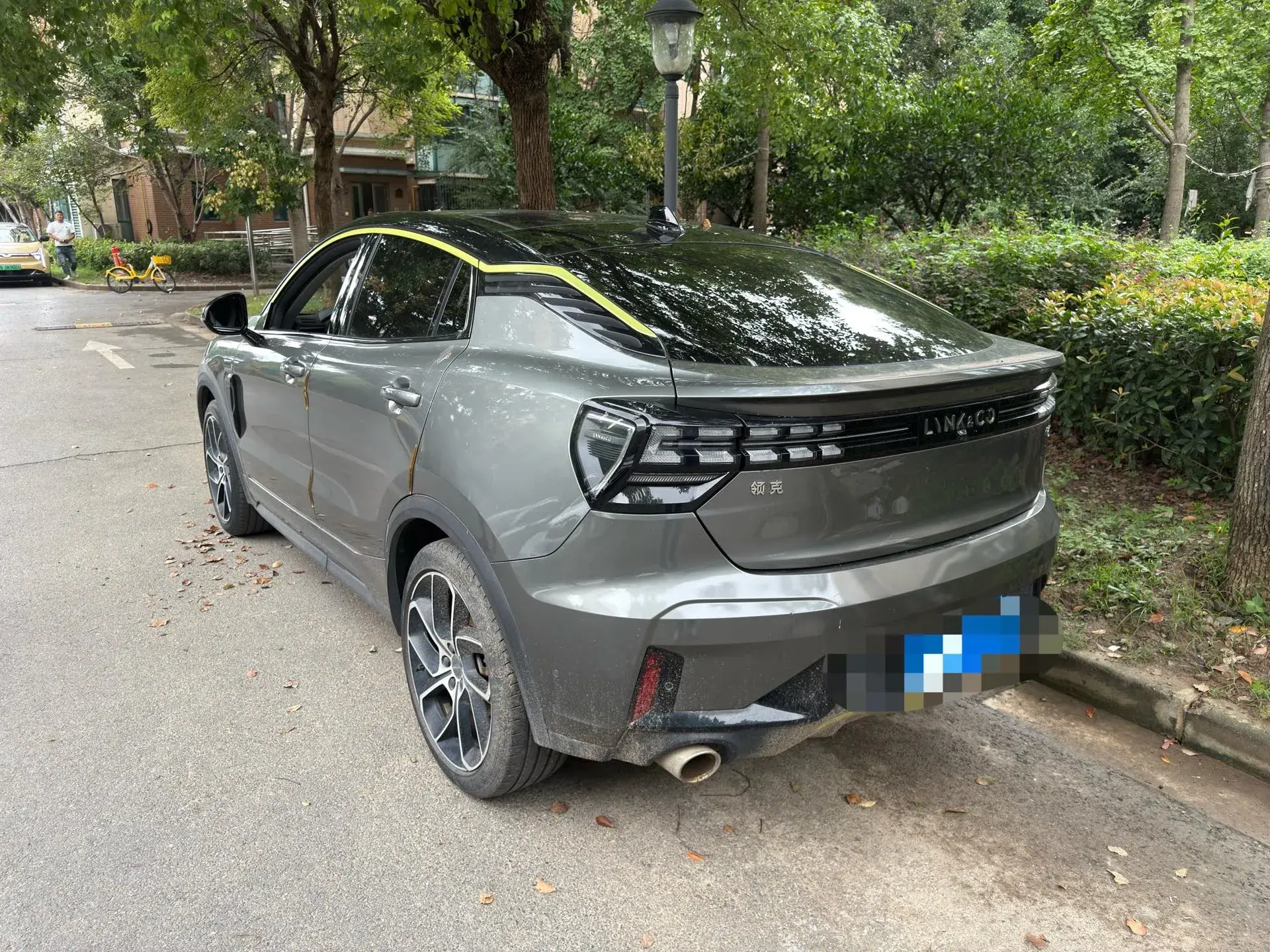 2020 LYNK&CO 05 thumbnail 4