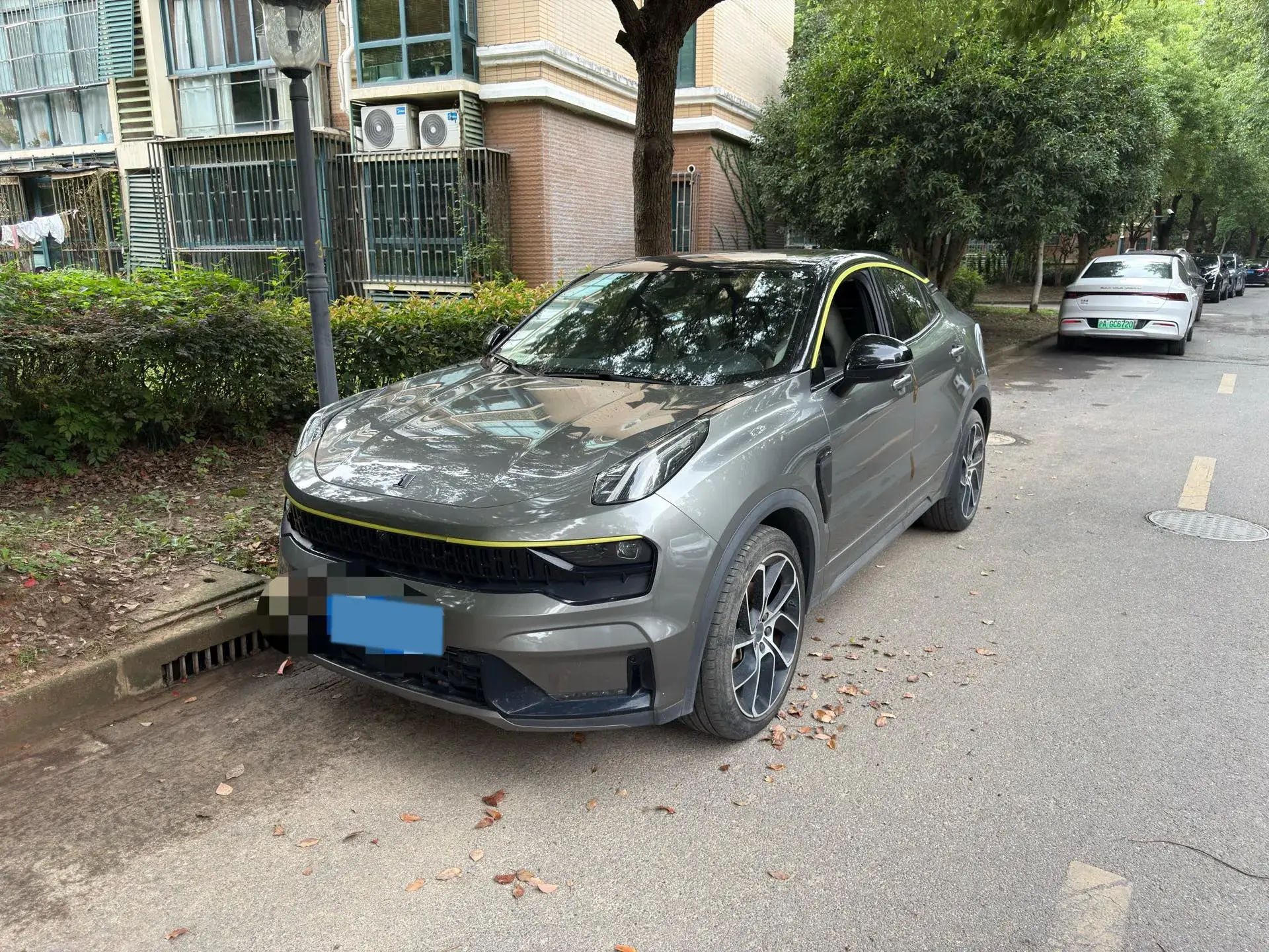 2020 LYNK&CO 05 view 1