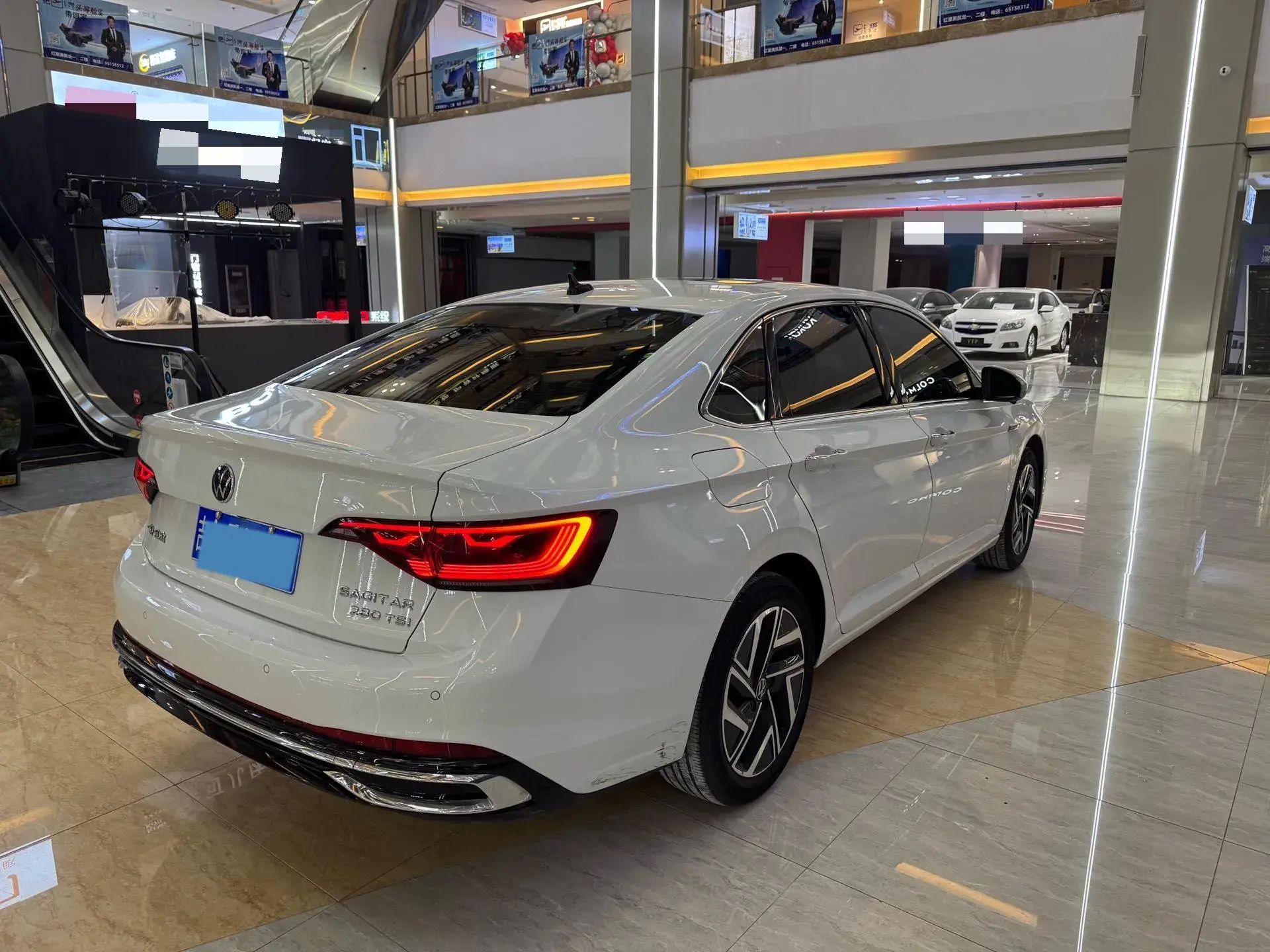 2023 VOLKSWAGEN SAGITAR thumbnail 4