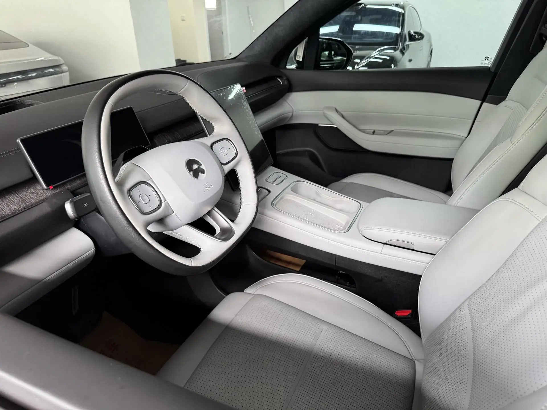 2024 NIO ES6 thumbnail 3