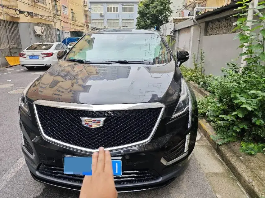 2020 CADILLAC XT5 thumbnail 2