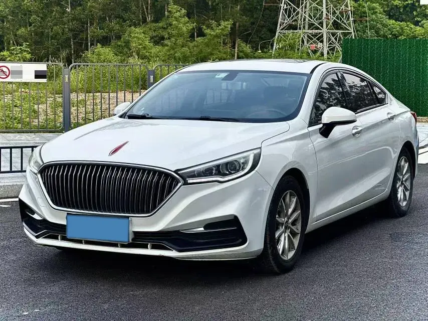 2019 HONGQI H5 view 1