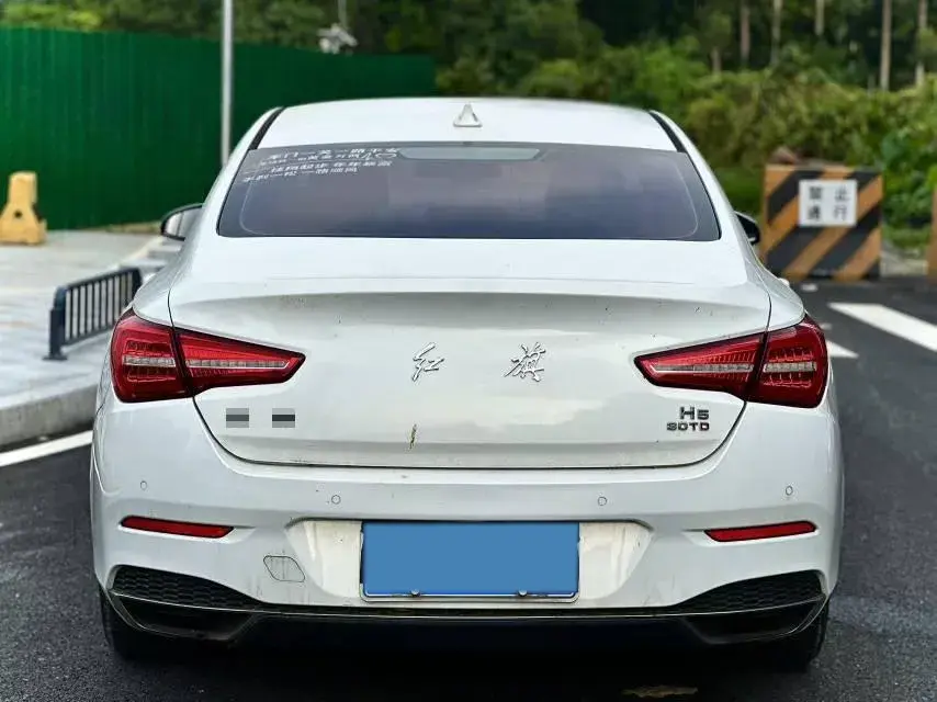 2019 HONGQI H5 thumbnail 4