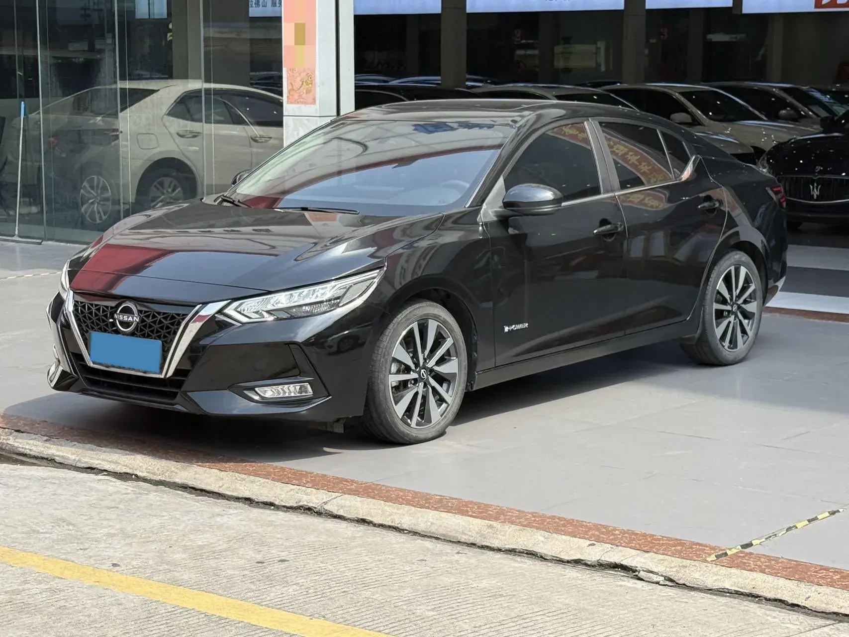 2022 NISSAN SYLPHY view 1