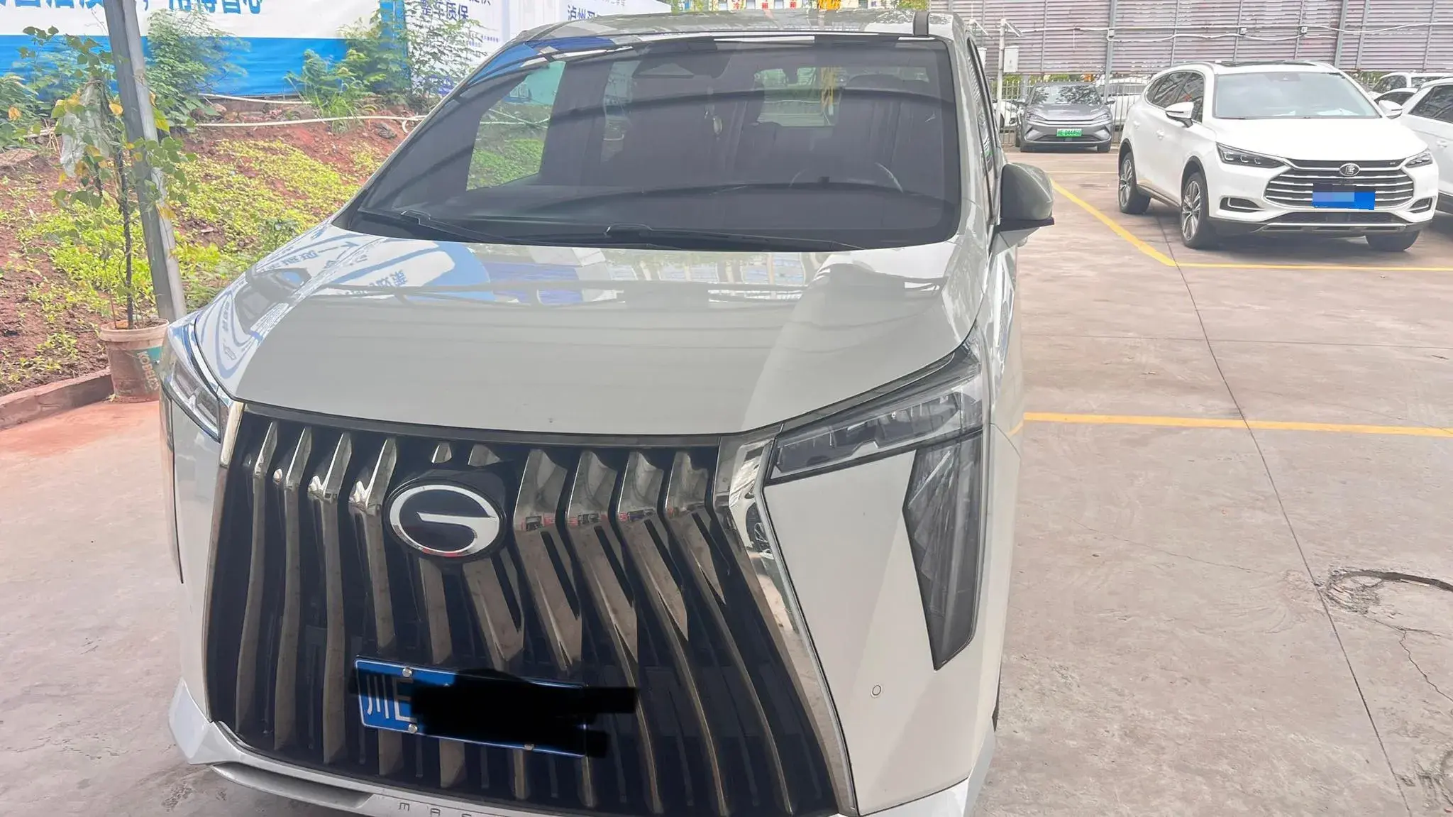 2023 GAC TRUMPCHI thumbnail 2