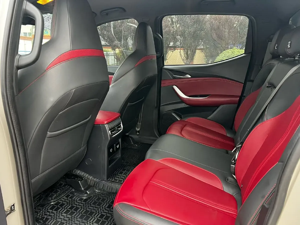 2022 MAXUS T90 2.0T 218HP L4 8AT,autocango,china used car exporter,china ev exporter,chinese used car exporter,chinese used ev exporter