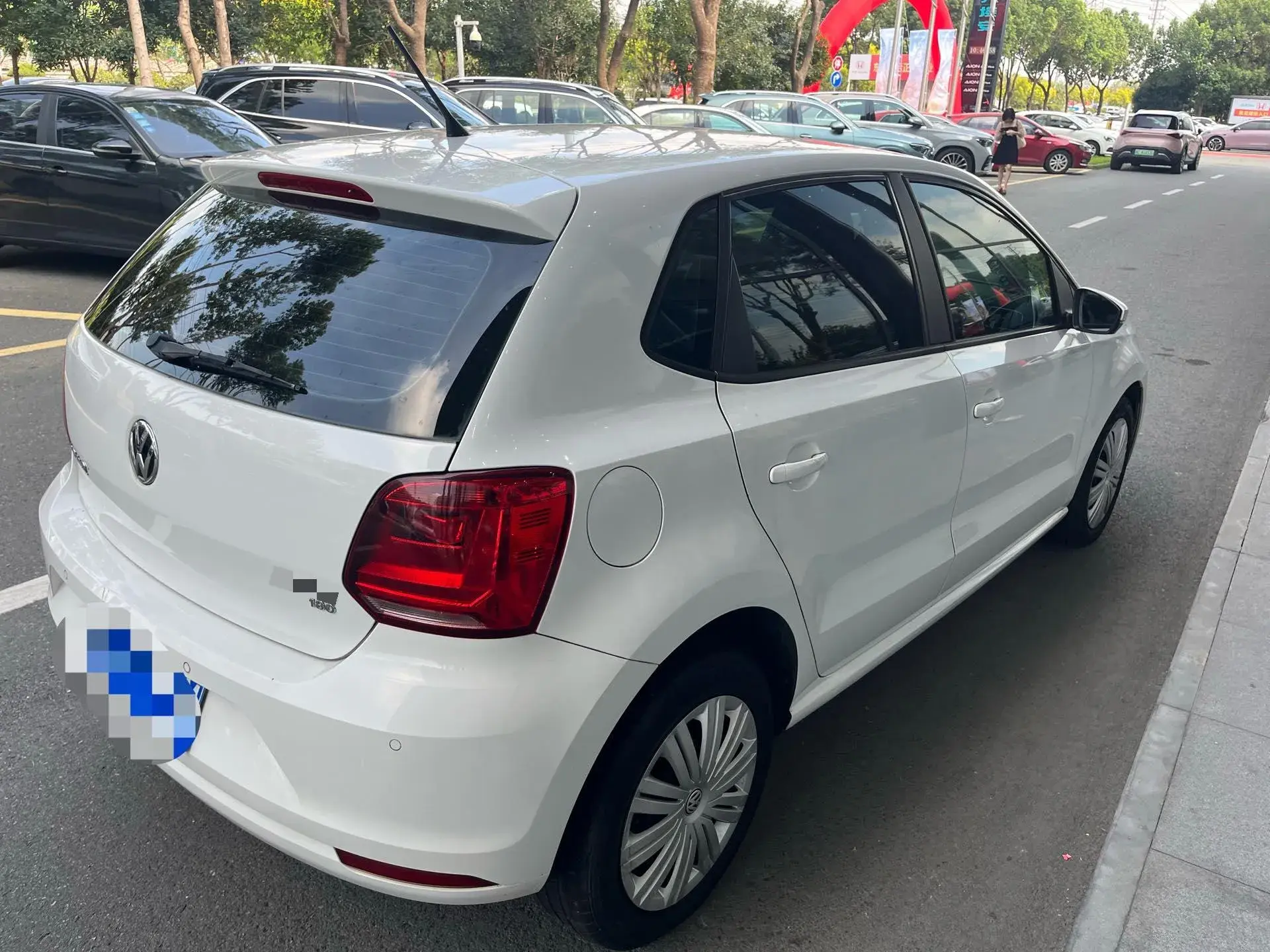 2018 VOLKSWAGEN POLO thumbnail 2