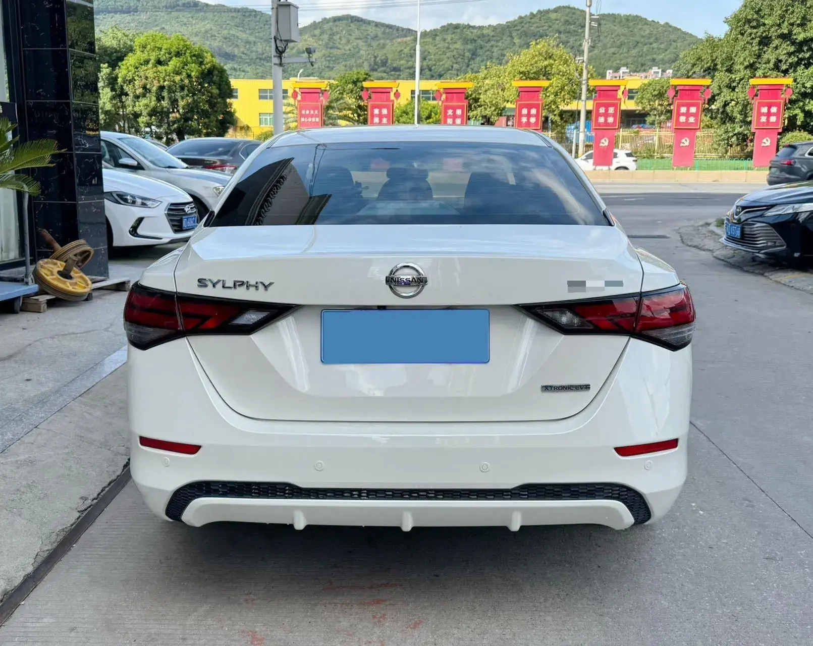 2020 NISSAN SYLPHY thumbnail 4