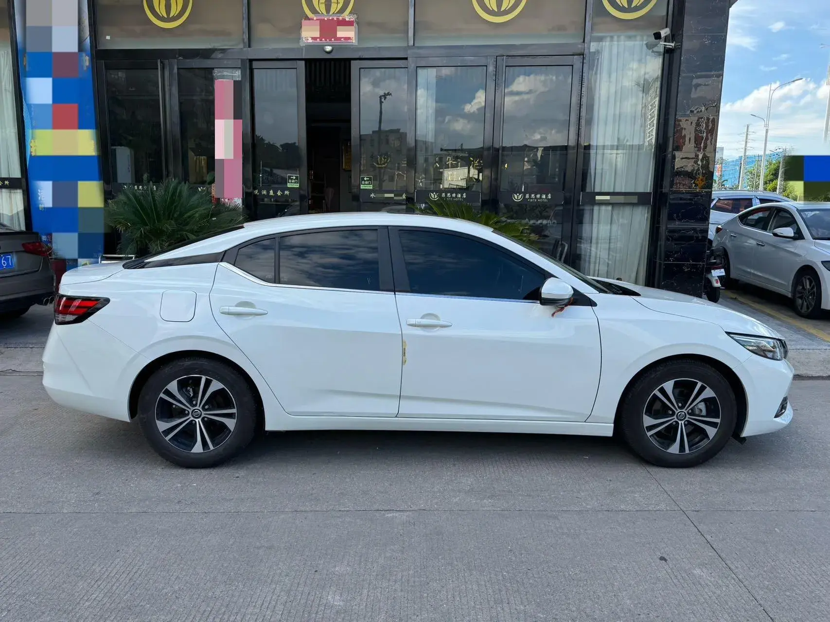 2020 NISSAN SYLPHY thumbnail 3