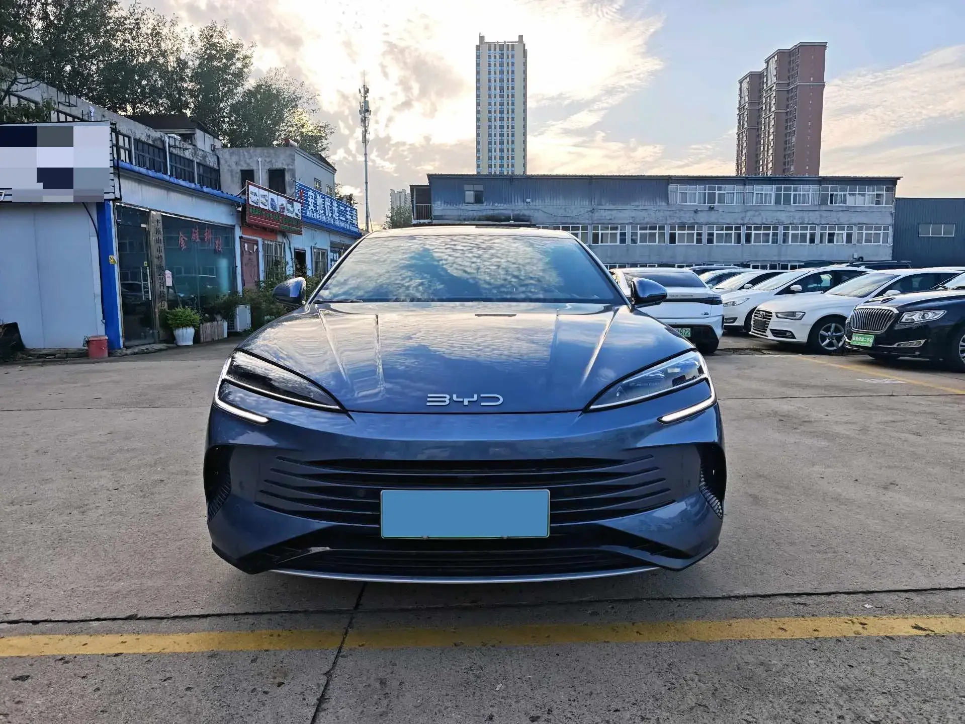 2024 BYD SEAL thumbnail 2