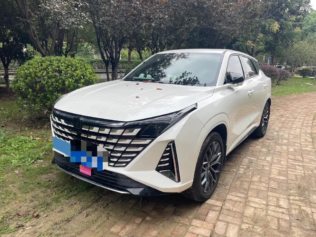 2025 ChangAn UNI-Z 1.5T 188HP L4 7DCT