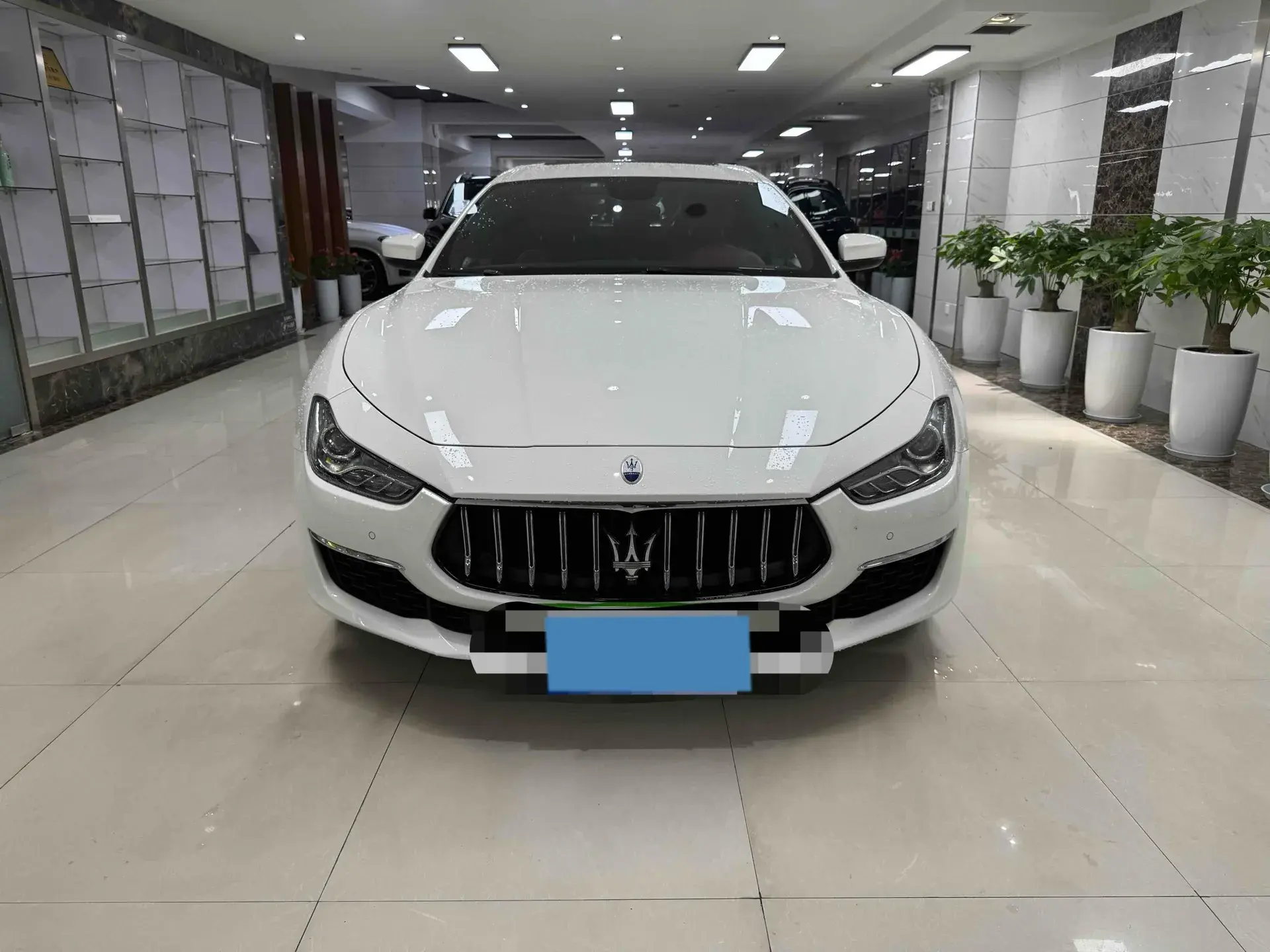 2022 MASERATI GHIBLI thumbnail 2