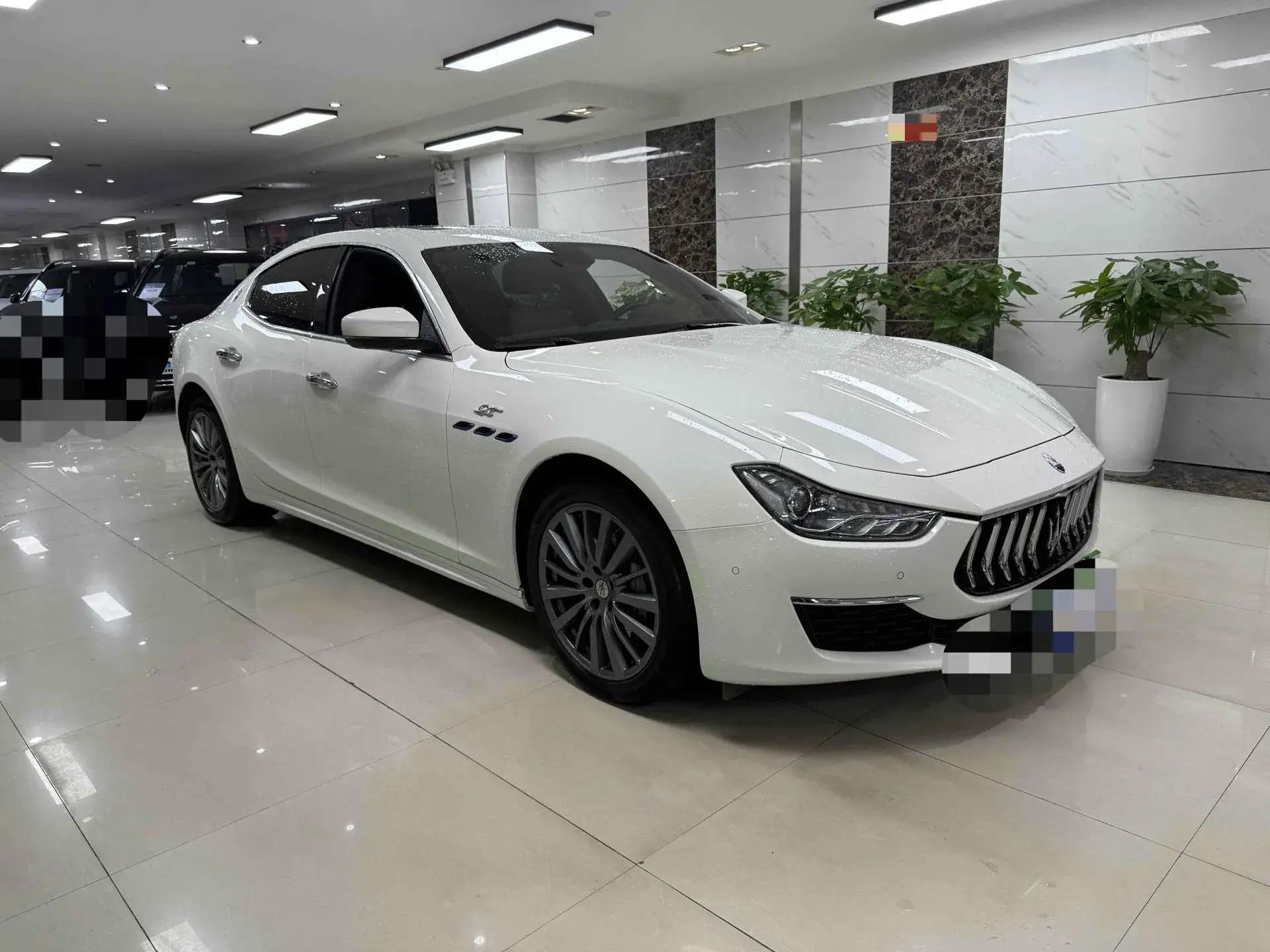 2022 MASERATI GHIBLI thumbnail 3