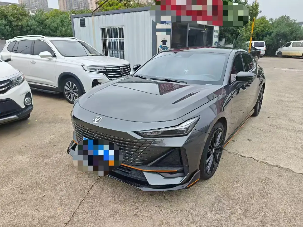 2023 ChangAn UNI-V 1.5T 188HP L4 7DCT