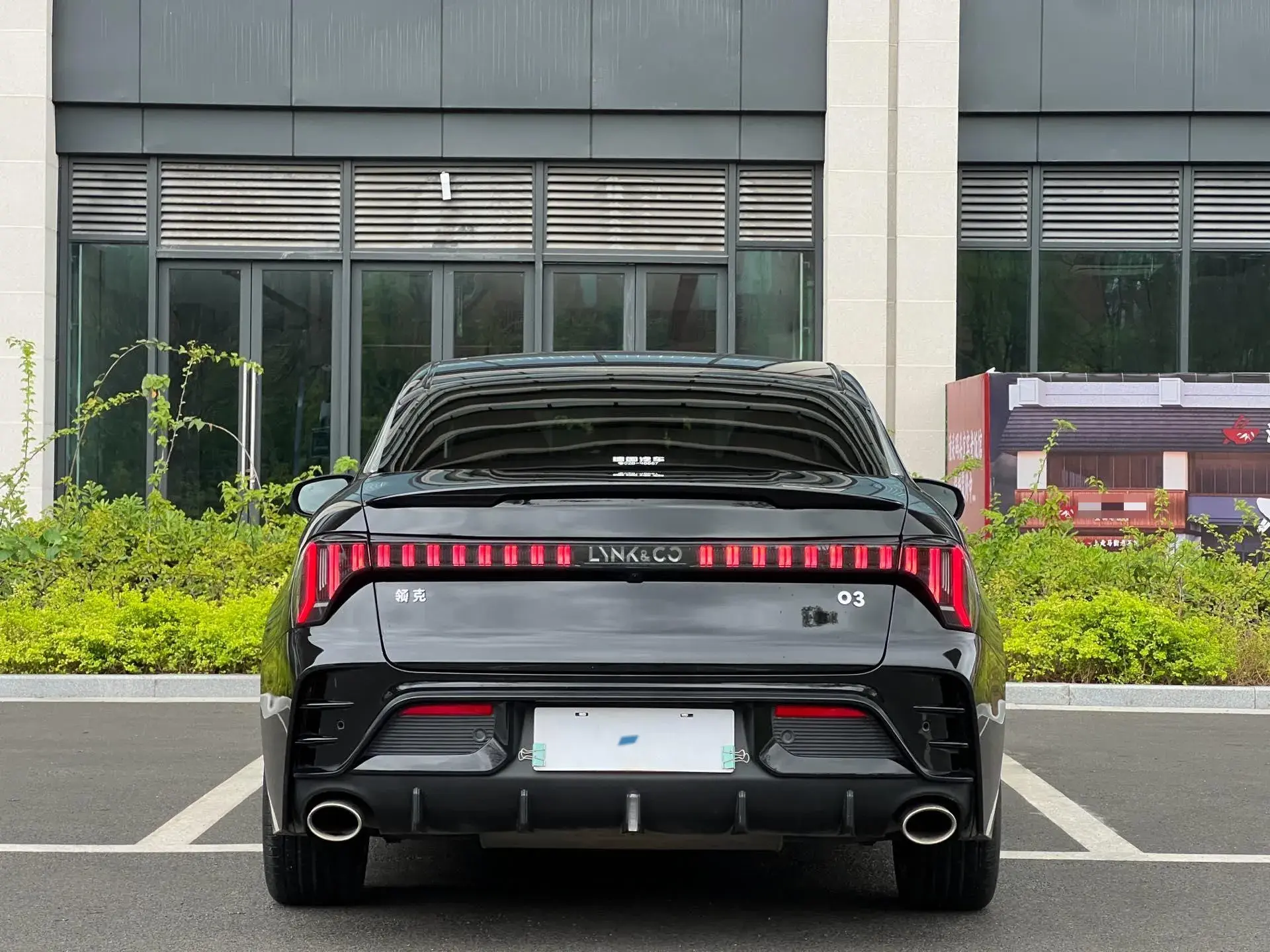 2023 LYNK&CO 03 thumbnail 4