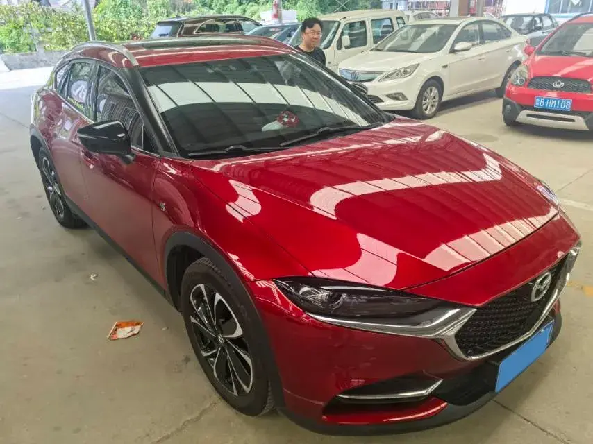 2020 MAZDA CX-4 thumbnail 3