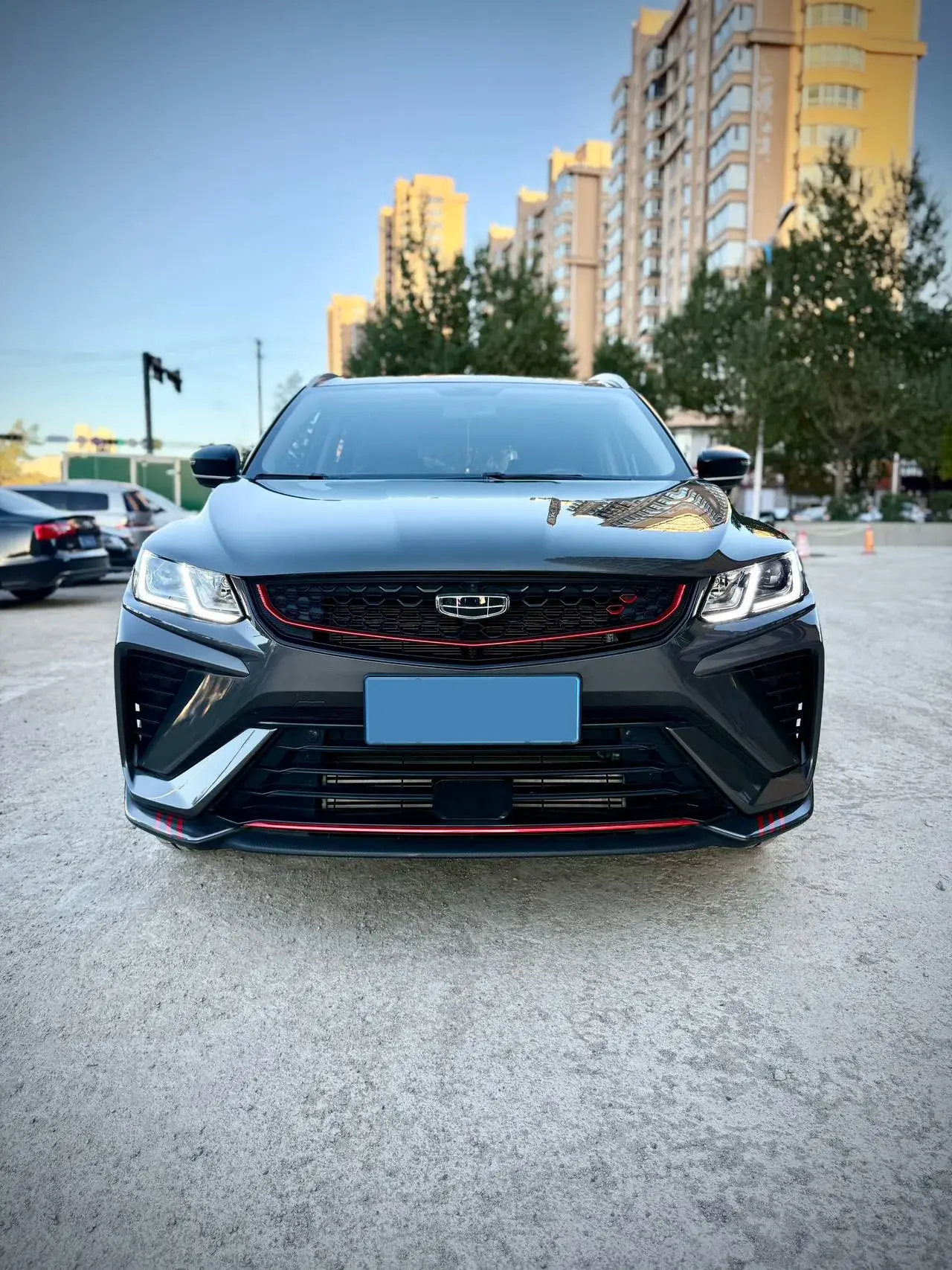 2021 GEELY COOLRAY thumbnail 2