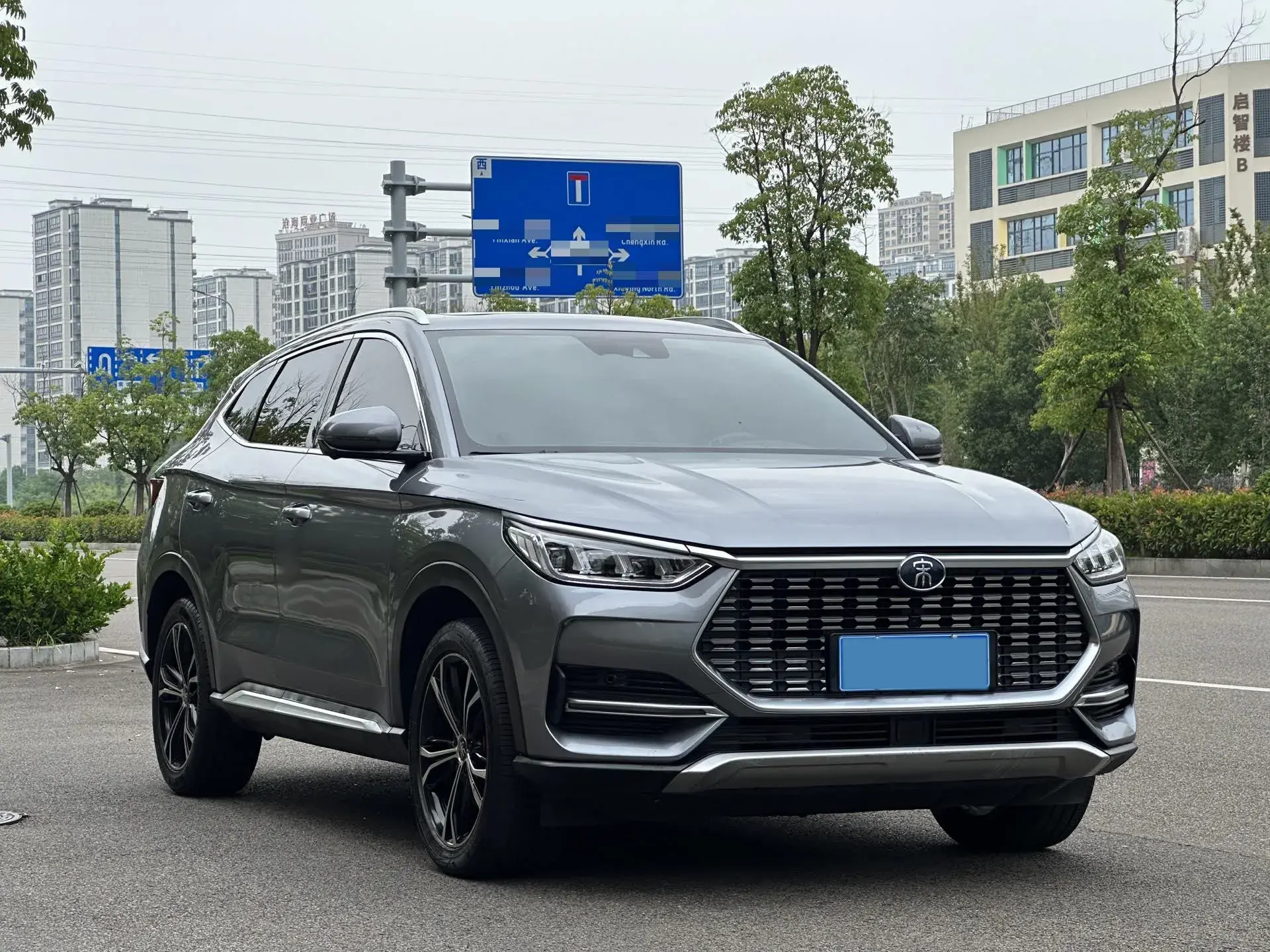 2020 BYD SONG thumbnail 3