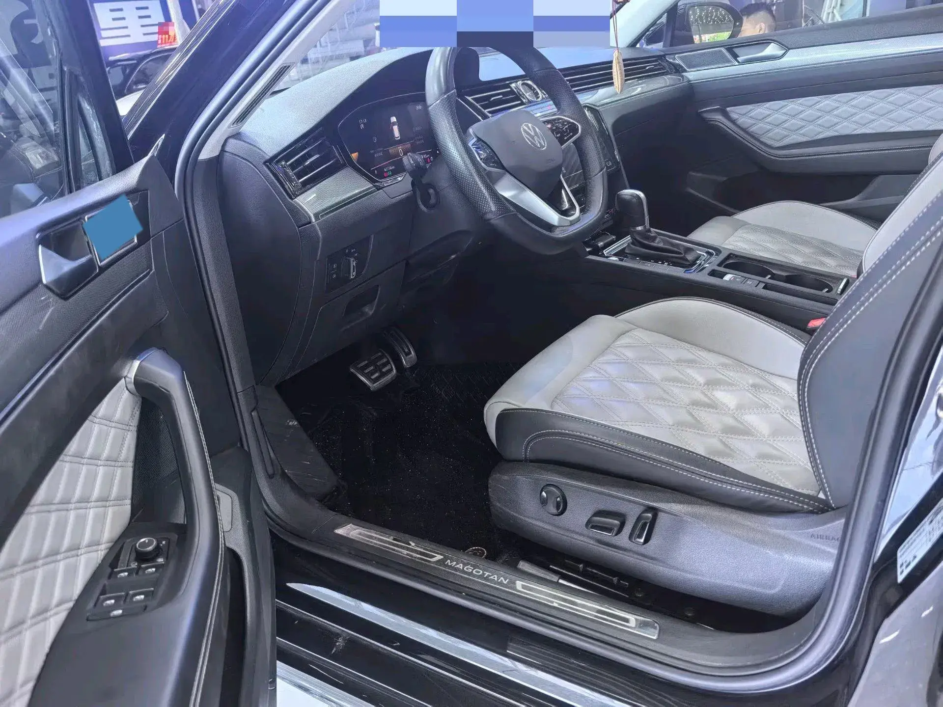 2023 VOLKSWAGEN MAGOTAN thumbnail 4