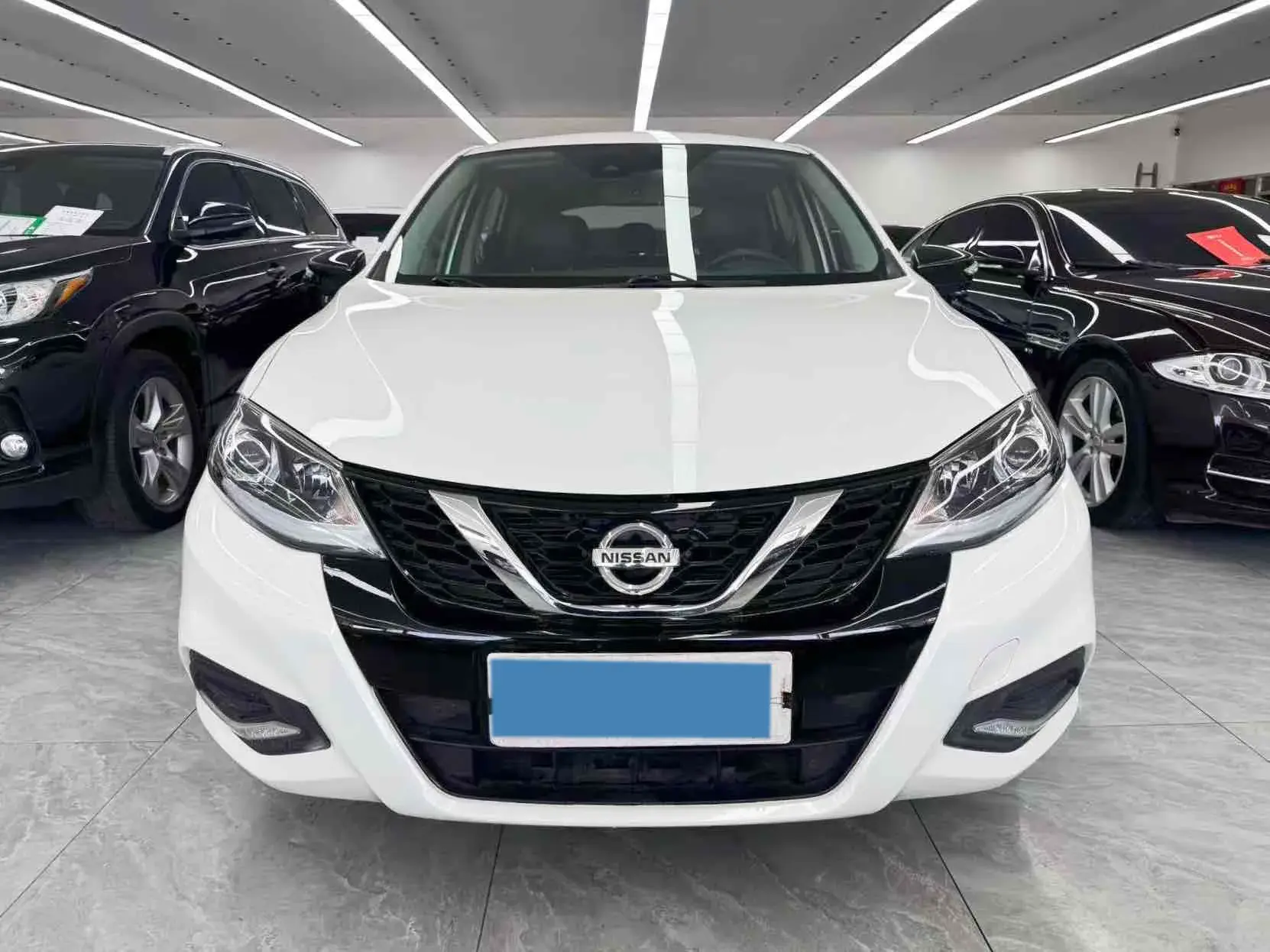 2021 NISSAN TIIDA thumbnail 2