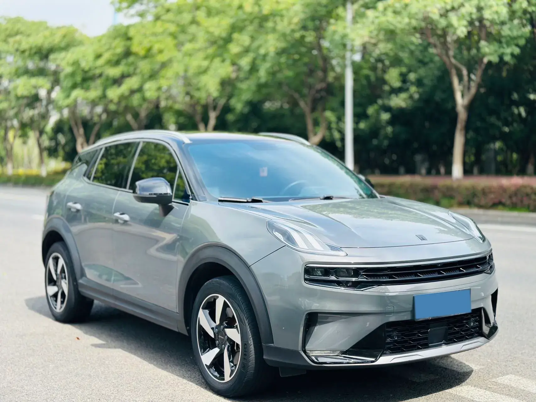 2020 LYNK&CO 06 thumbnail 3