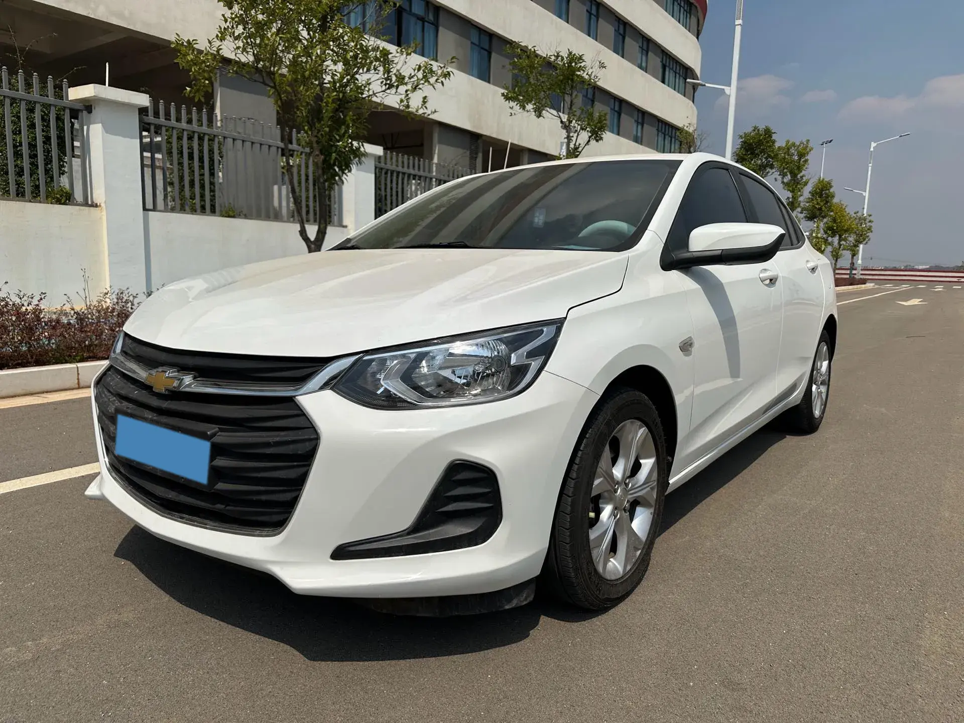 2021 CHEVROLET CAVALIER view 1