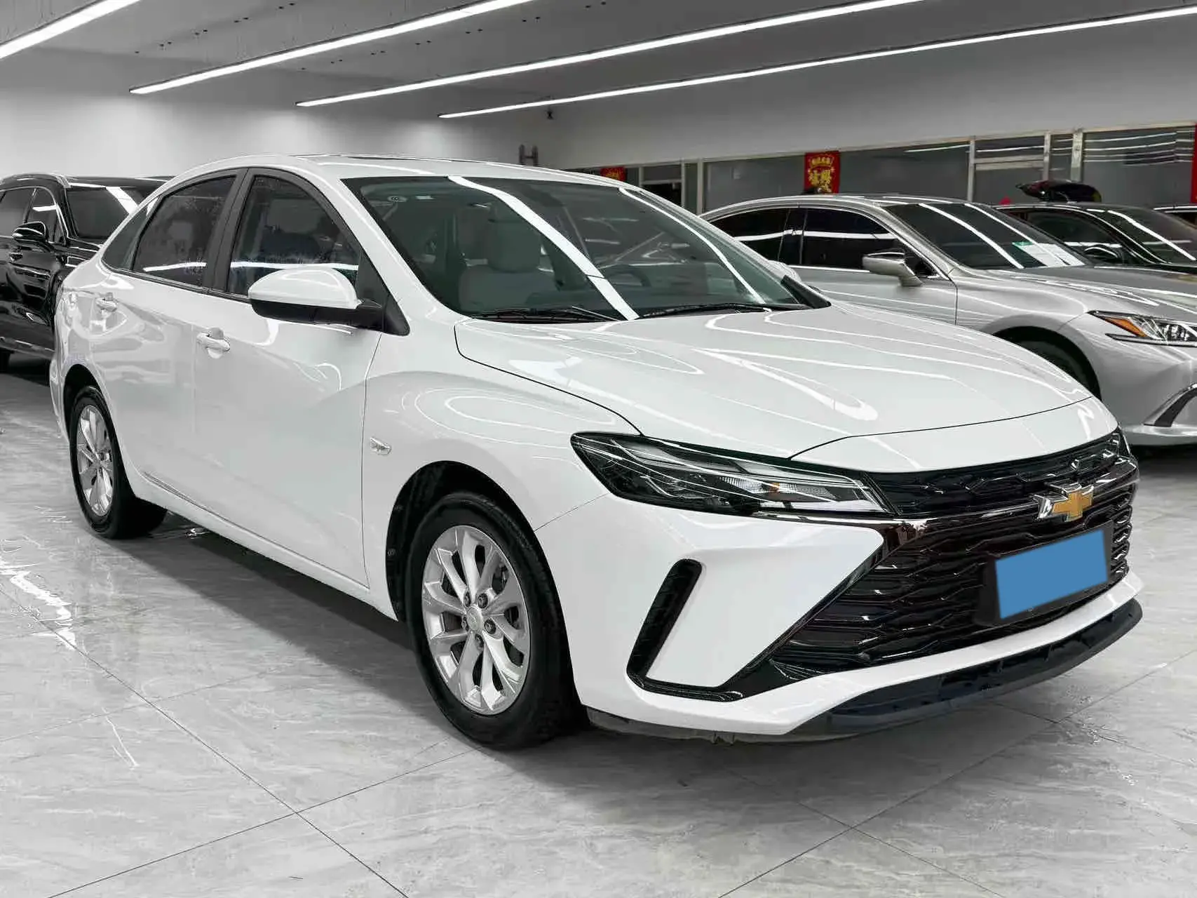 2023 CHEVROLET MONZA thumbnail 3