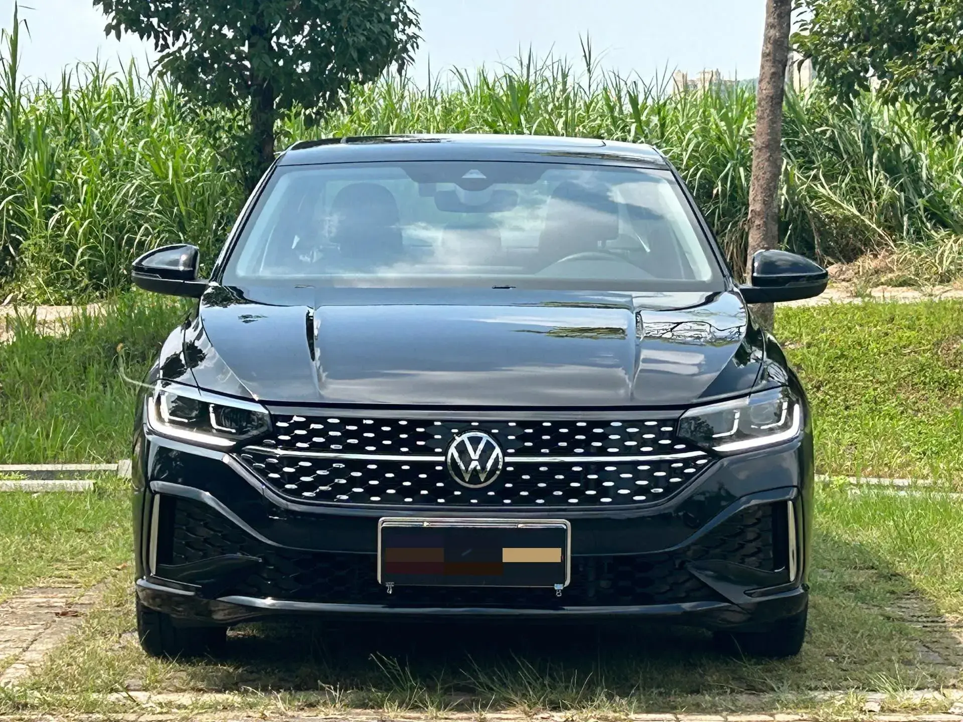 2024 VOLKSWAGEN LAVIDA thumbnail 2